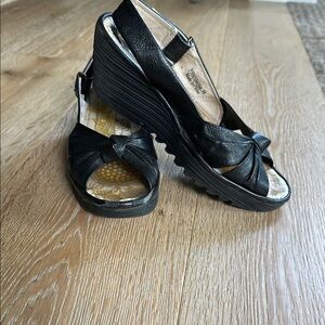 Fly London Black Leather Wedge Sandals